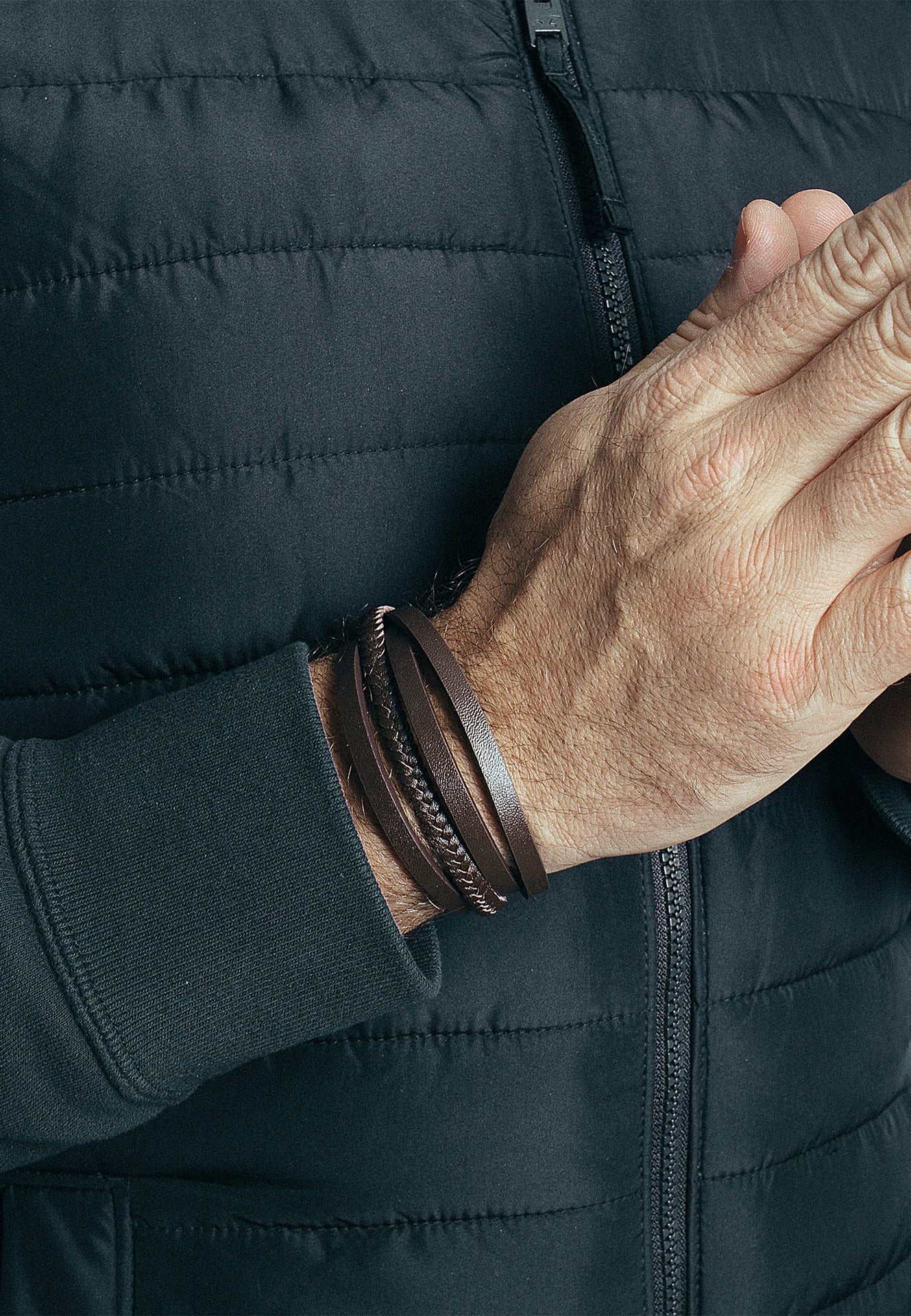 AK-B-PAT-02-Akitsune-Pathfinder-Synthetic-Leather-Bracelet-Matte-Black-Brown-Model-3