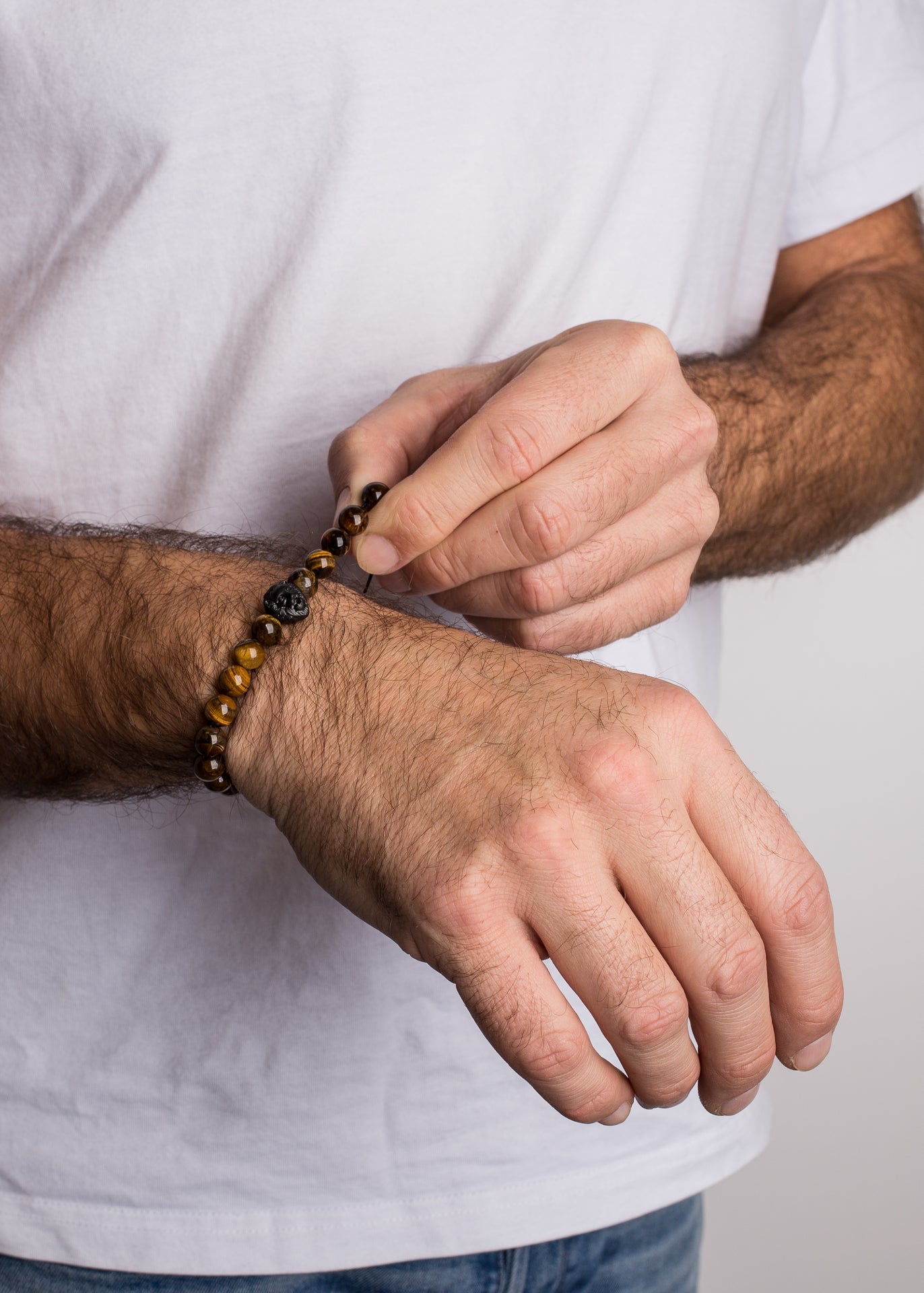 AK-B-REG-09-Akitsune-Regis-Beaded-Bracelet-Mens-Beads-Lion-Tiger-Eye-Yellow