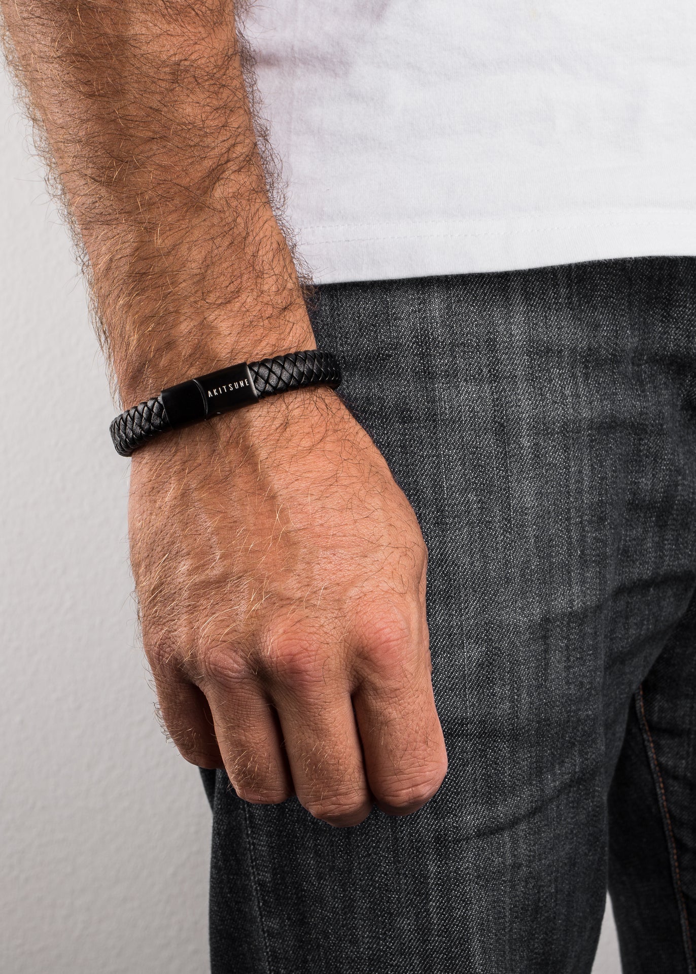 AK-B-SER-01-Akitsune-Serpent-Leather-Bracelet-Matte-Black-Black-Model-2-5x4