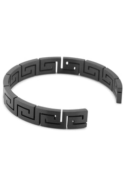 AK-CB-ARG-01-Argius-Meander-Bangle-Matte-Black-Flat
