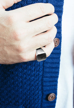 AK-R-IUS-03-Akitsune-Iustitia-Ring-Silver-Model-2