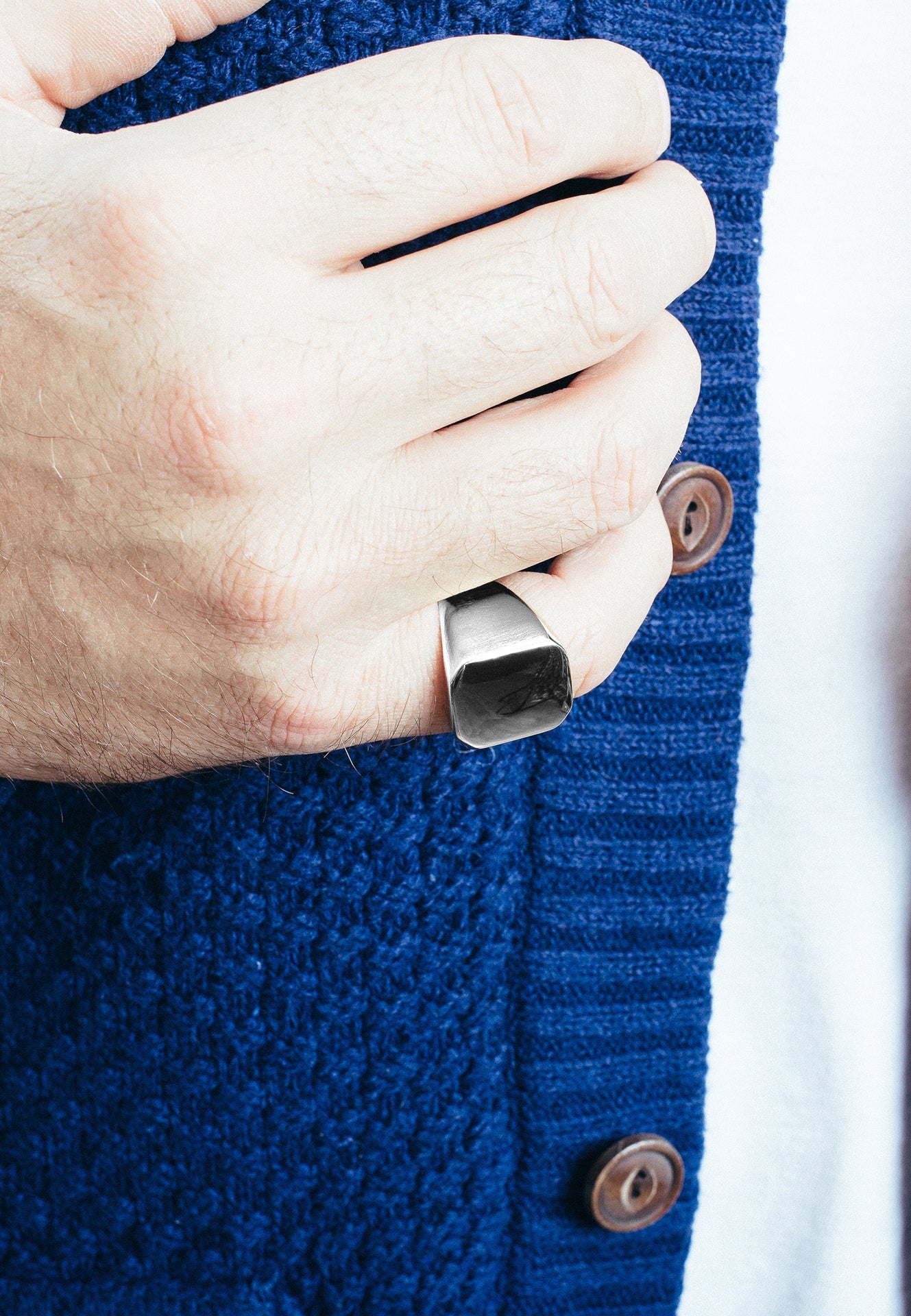 AK-R-IUS-03-Akitsune-Iustitia-Ring-Silver-Model-2