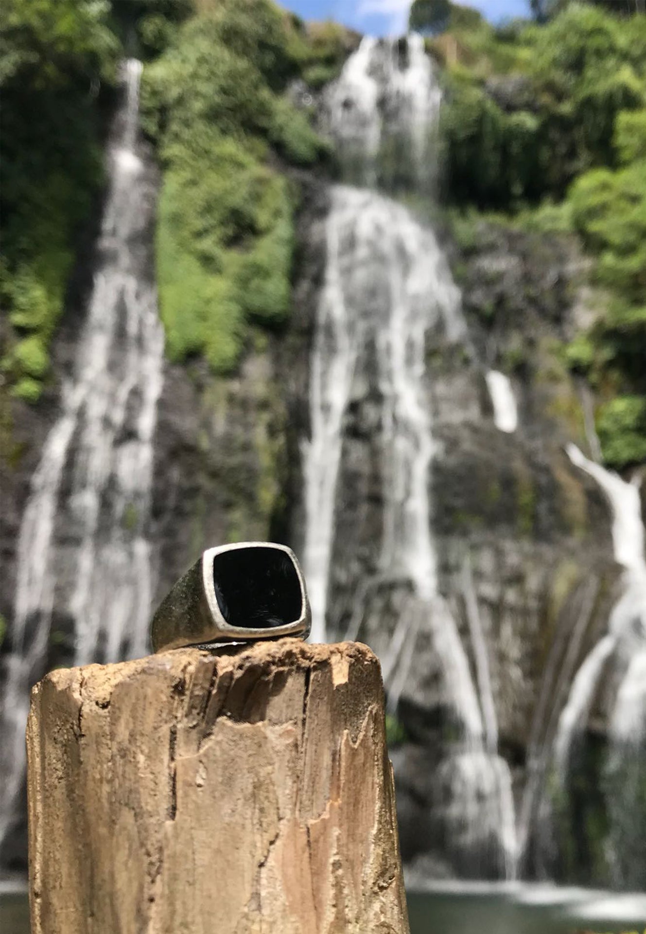 AK-R-OPU-03-Akitsune-Opus-Ring-Antique-Silver-Mood-2