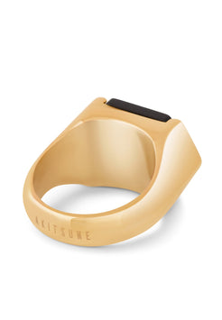 Akitsune-Abyssum-Ring-Gold-Black-Stone-Flat-Back