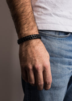 Akitsune-Adeptus-Leather-Bracelet-Black-Black-Mens-Model