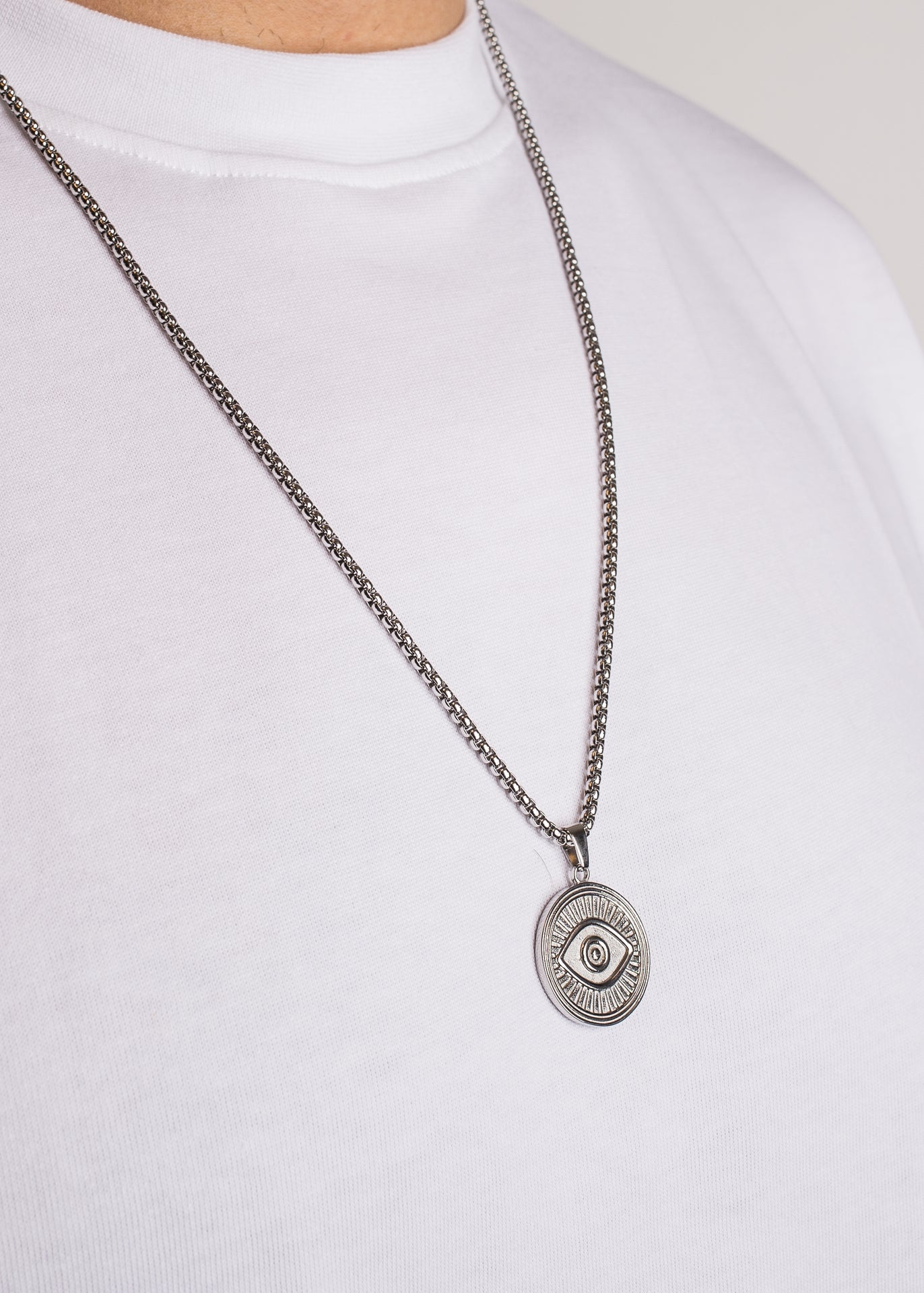 Akitsune-Astra-Pendant-Necklace-Silver-70-cm-All-seeing-eye-6