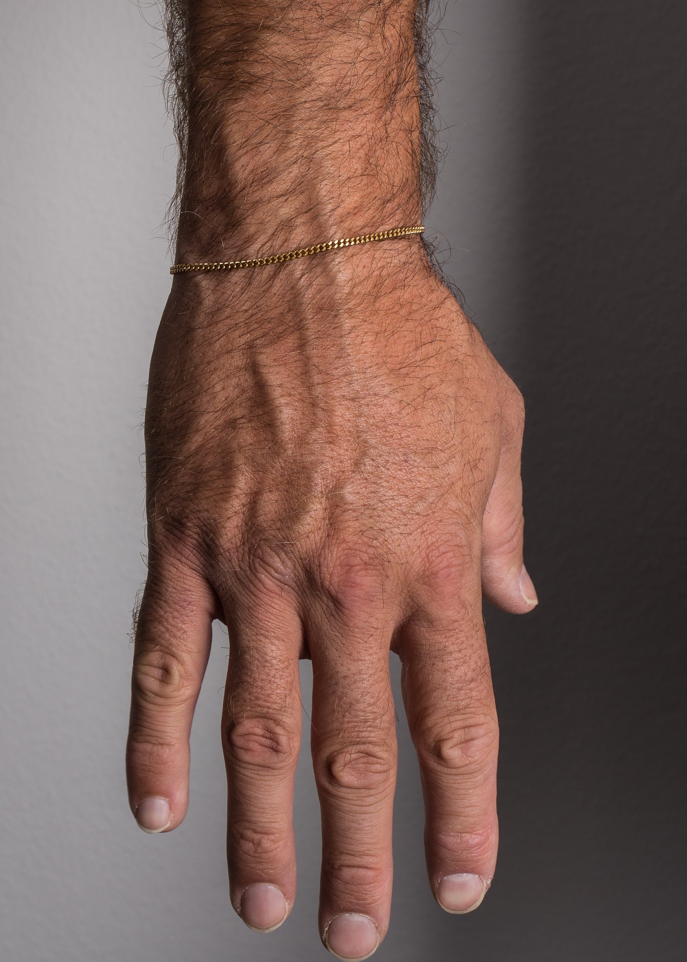 Akitsune-Cuban-Chain-Bracelet-Gold-Model-1