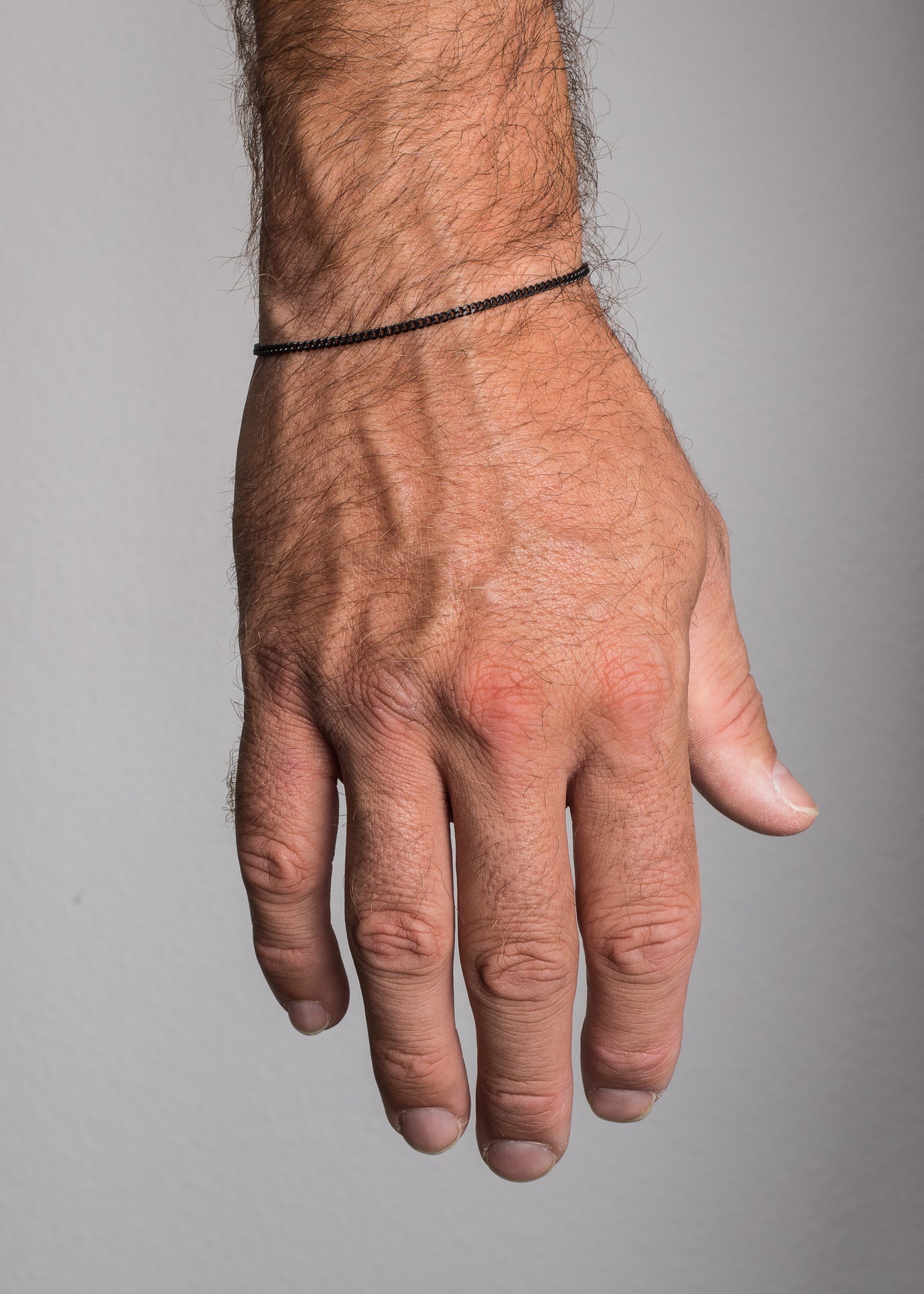 Akitsune-Cuban-Chain-Bracelet-Matte-Black-Model-2