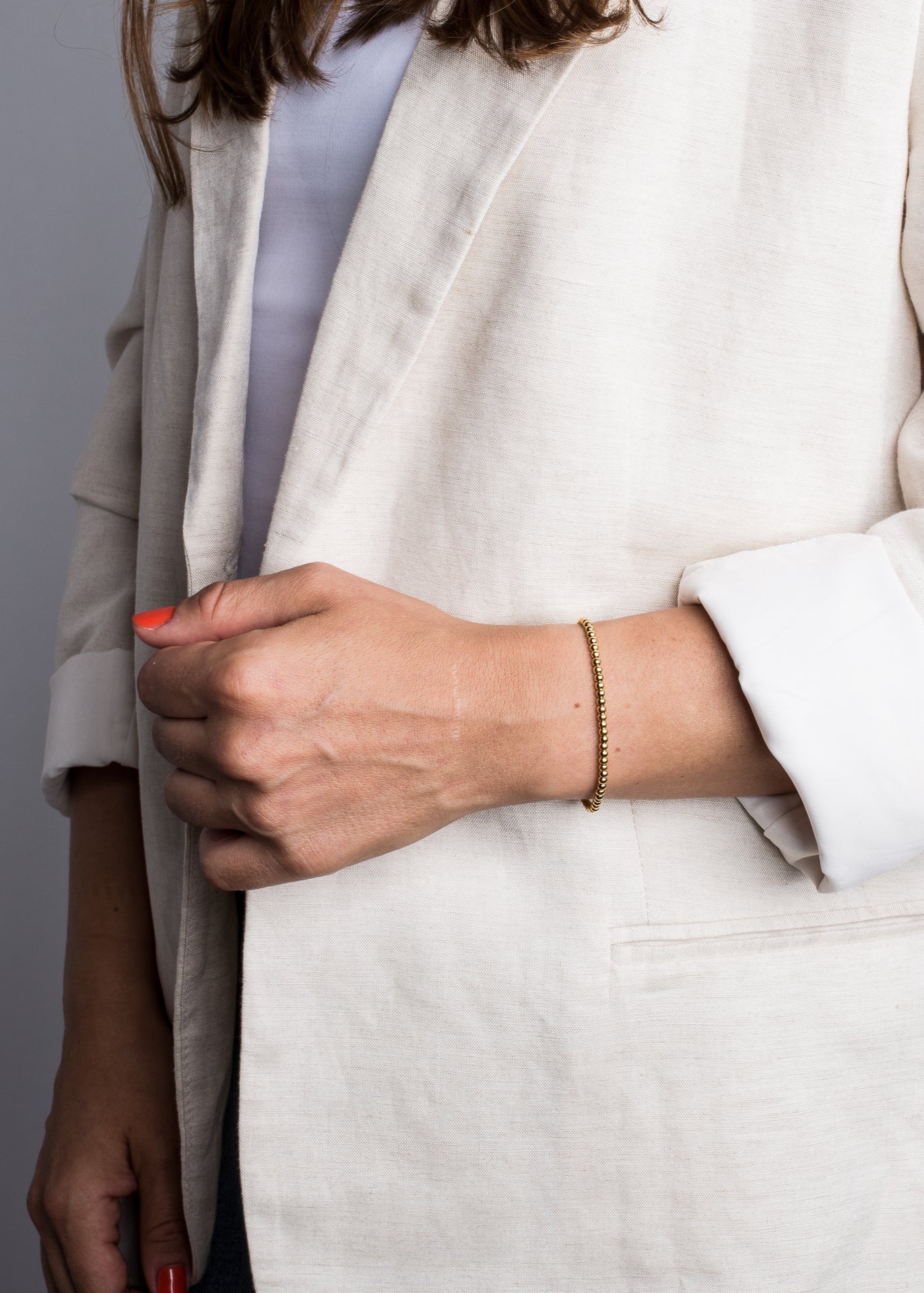 Akitsune-Delight-Bracelet-Gold-Model-2