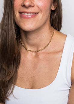 Akitsune-Delight-Necklace-Gold-Model-2