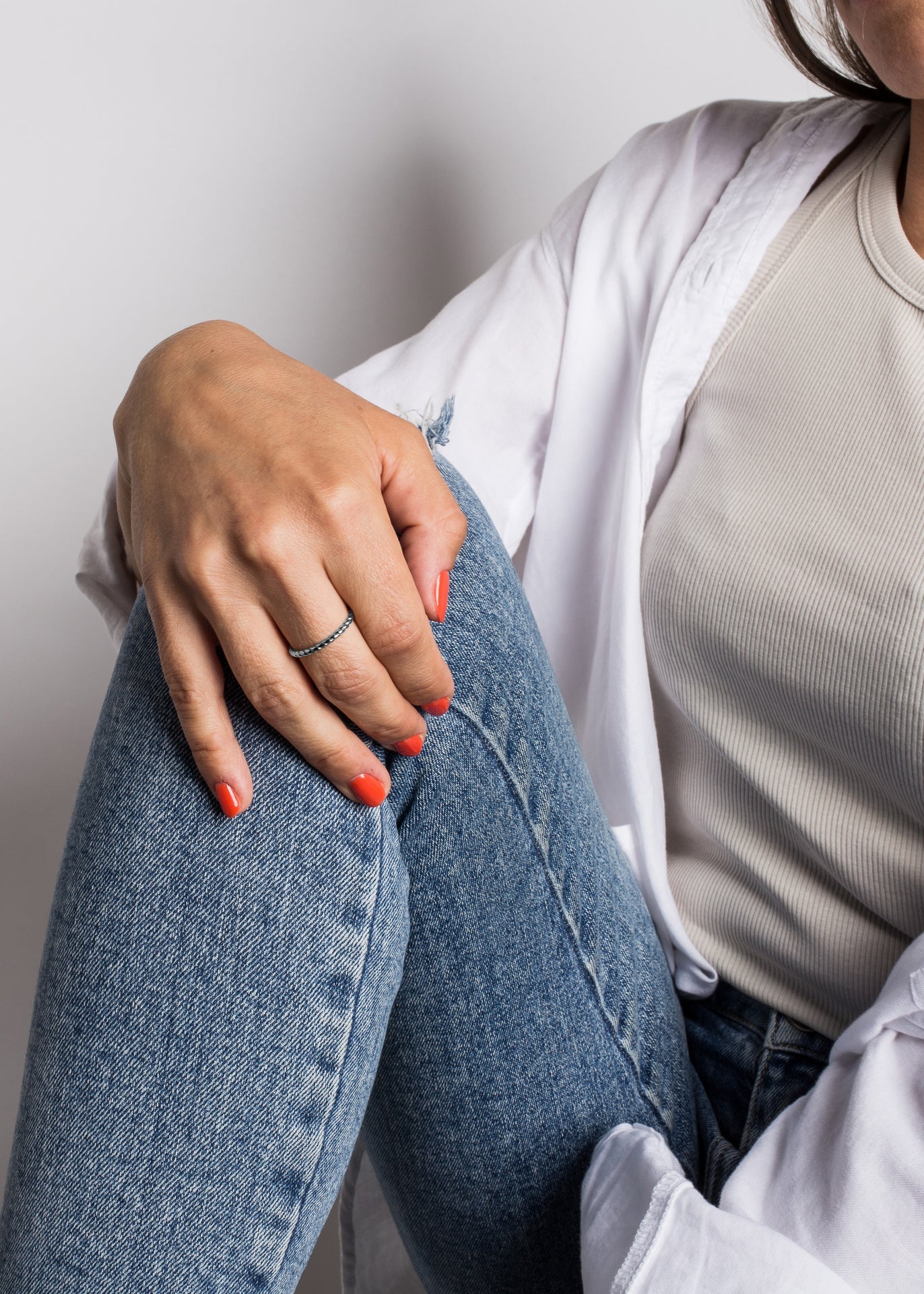 Akitsune-Euphoria-Ring-Silver-Model-2