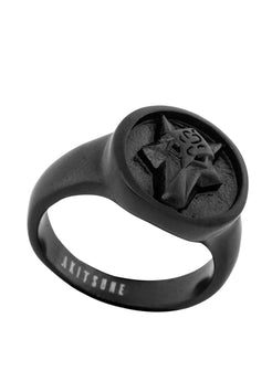 Akitsune-Ferus-Ring-Matte-Black-Up