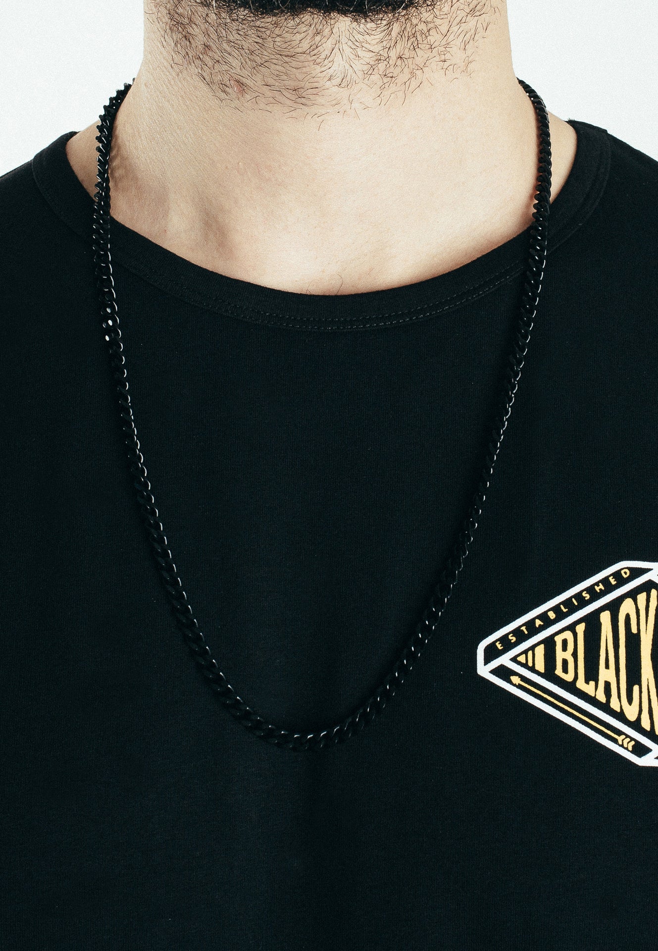 Akitsune-Fibra-Chain-6mm-Matte-Black-Model