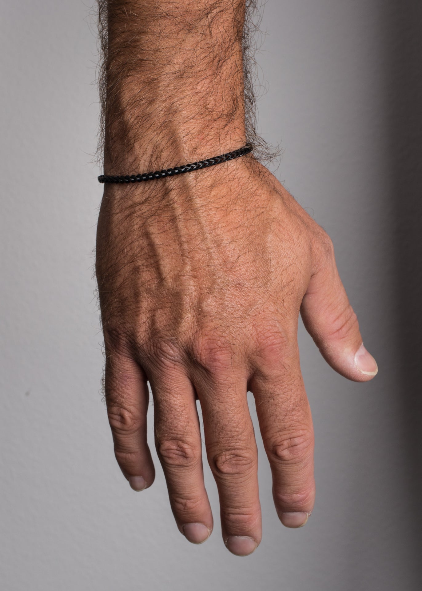 Akitsune-Franco-Chain-Bracelet-Matte-Black-Model-3