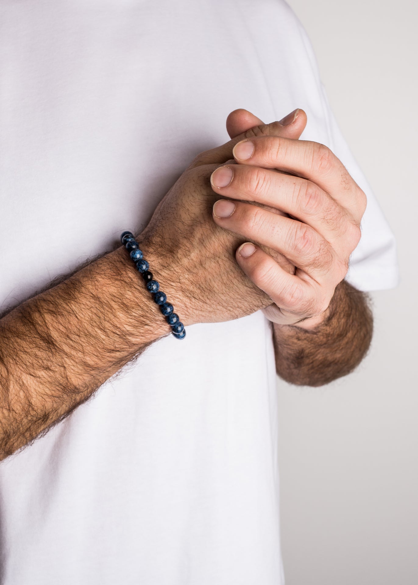 Akitsune-Globae-Beaded-Bracelet-Marble-Blue-7