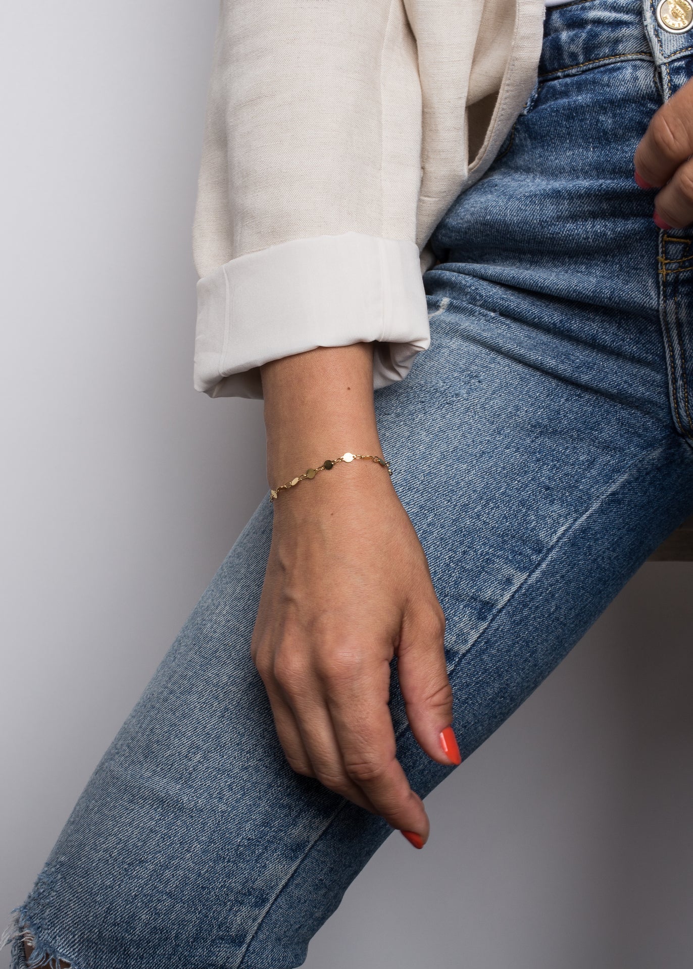 Akitsune-Grace-Bracelet-Gold-Model