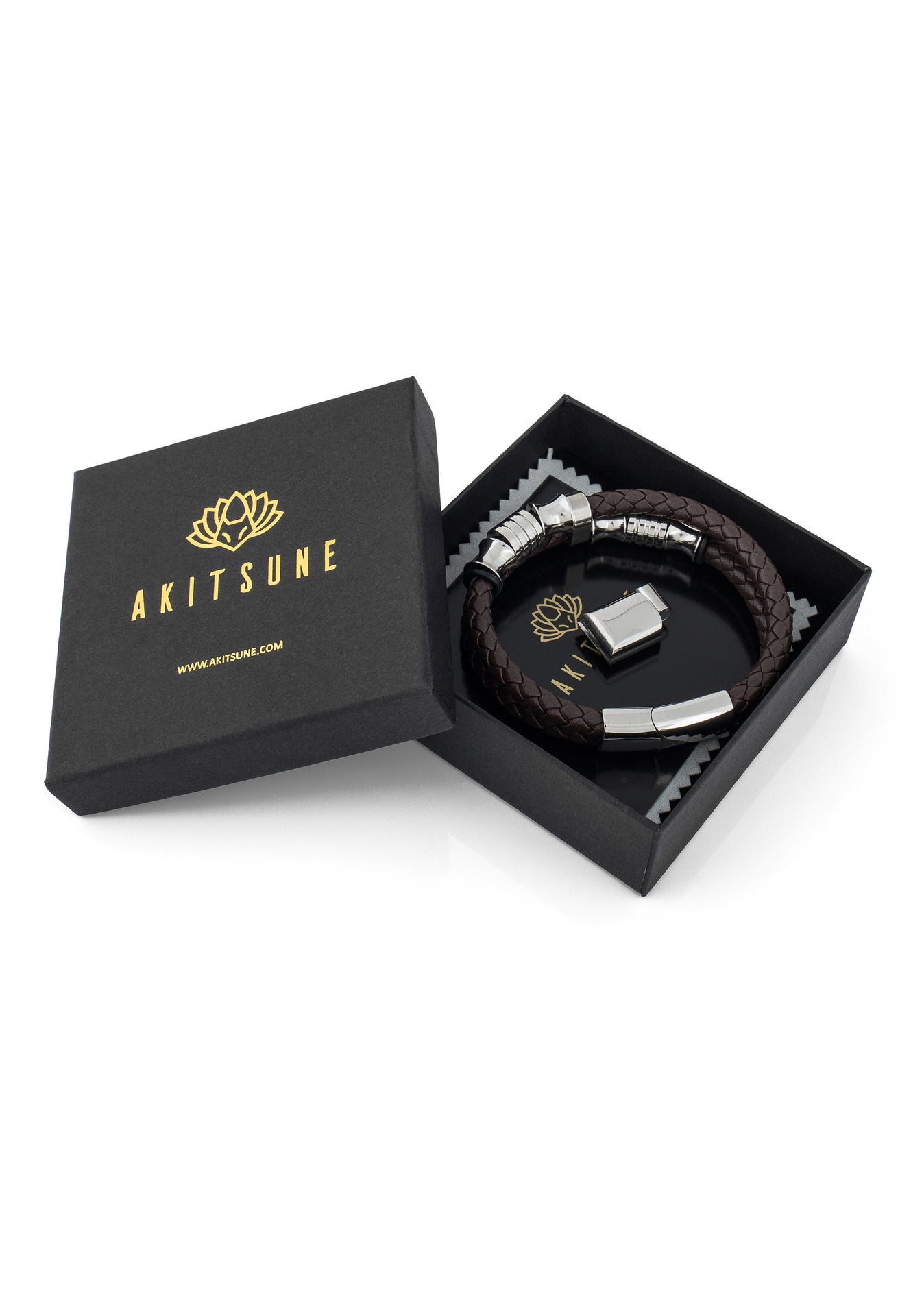 Akitsune-Gracilitas-Leather-Bracelet-Silver-Brown-Mens-Magnetic-Clasp