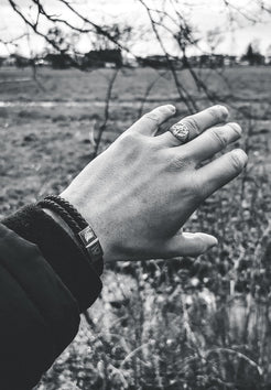 Akitsune Guidance Ring Silver Compass North Star Model