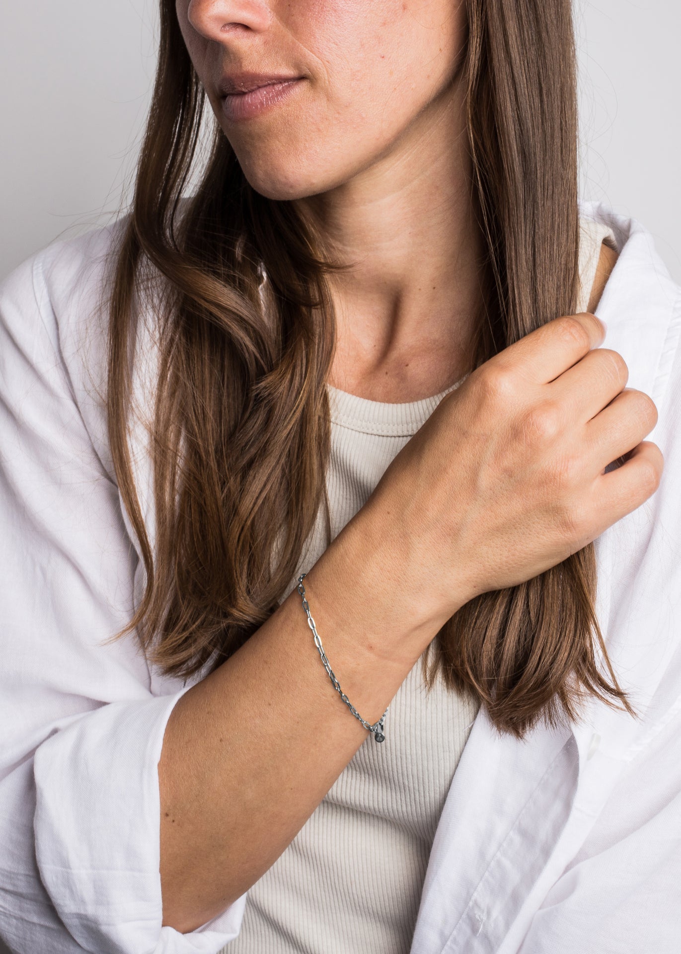 Akitsune-Hope-Bracelet-Silver-Model-2