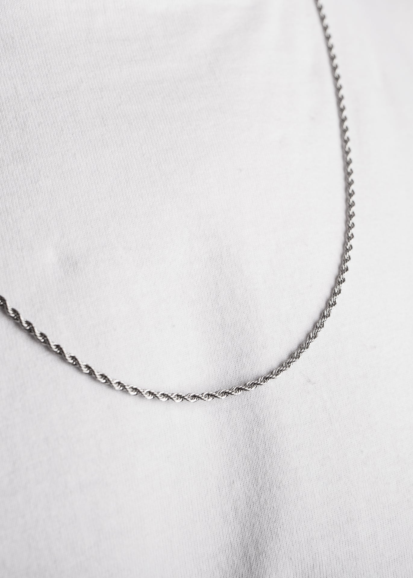 Akitsune-Immortalis-2mm-Chain-Silver-70cm-6