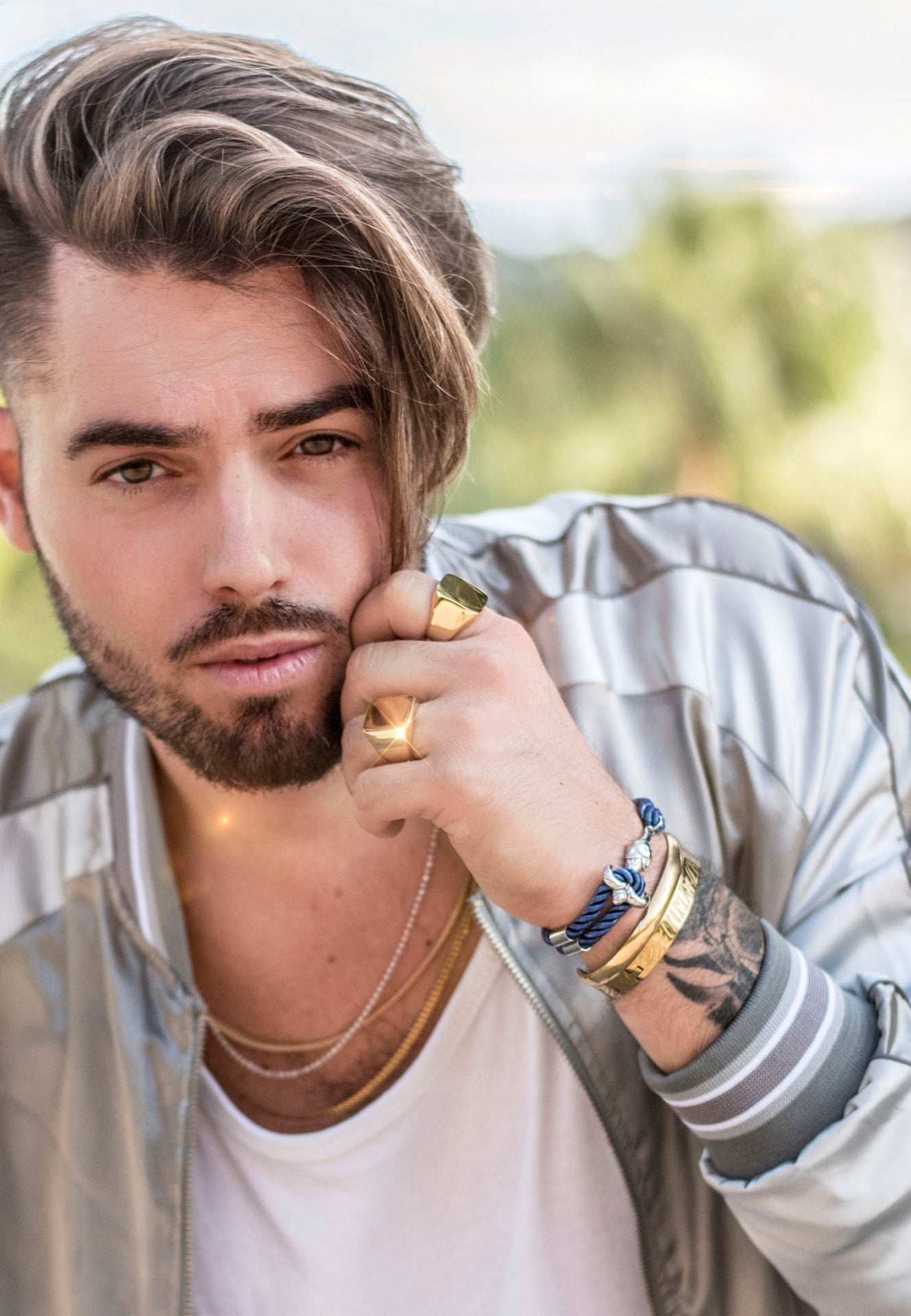 Akitsune-Iustitia-Ring-Gold-Vulpes-Bracelet-Silver-Navy