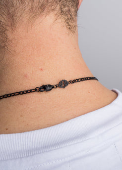 Akitsune-Magnas-Chain-Link-Matte-Black-Model-3