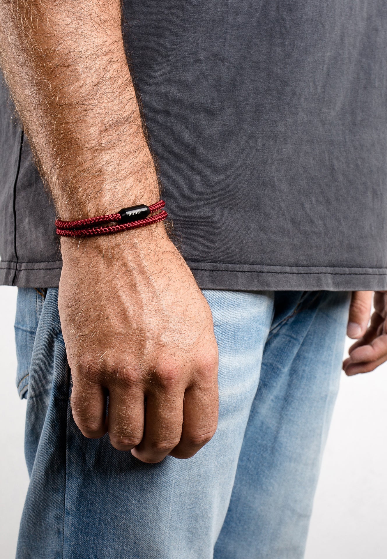 Akitsune-Mare-Nylon-Bracelet-Matte-Black-Maroon-Model-2