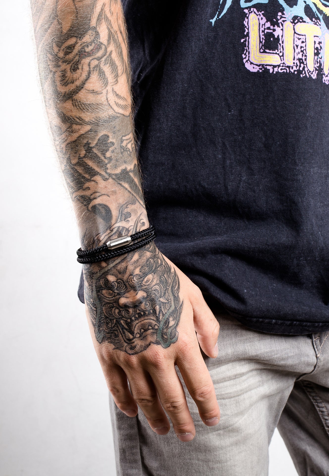 Akitsune-Mare-Nylon-Bracelet-Matte-Silver-Black-Front-Model