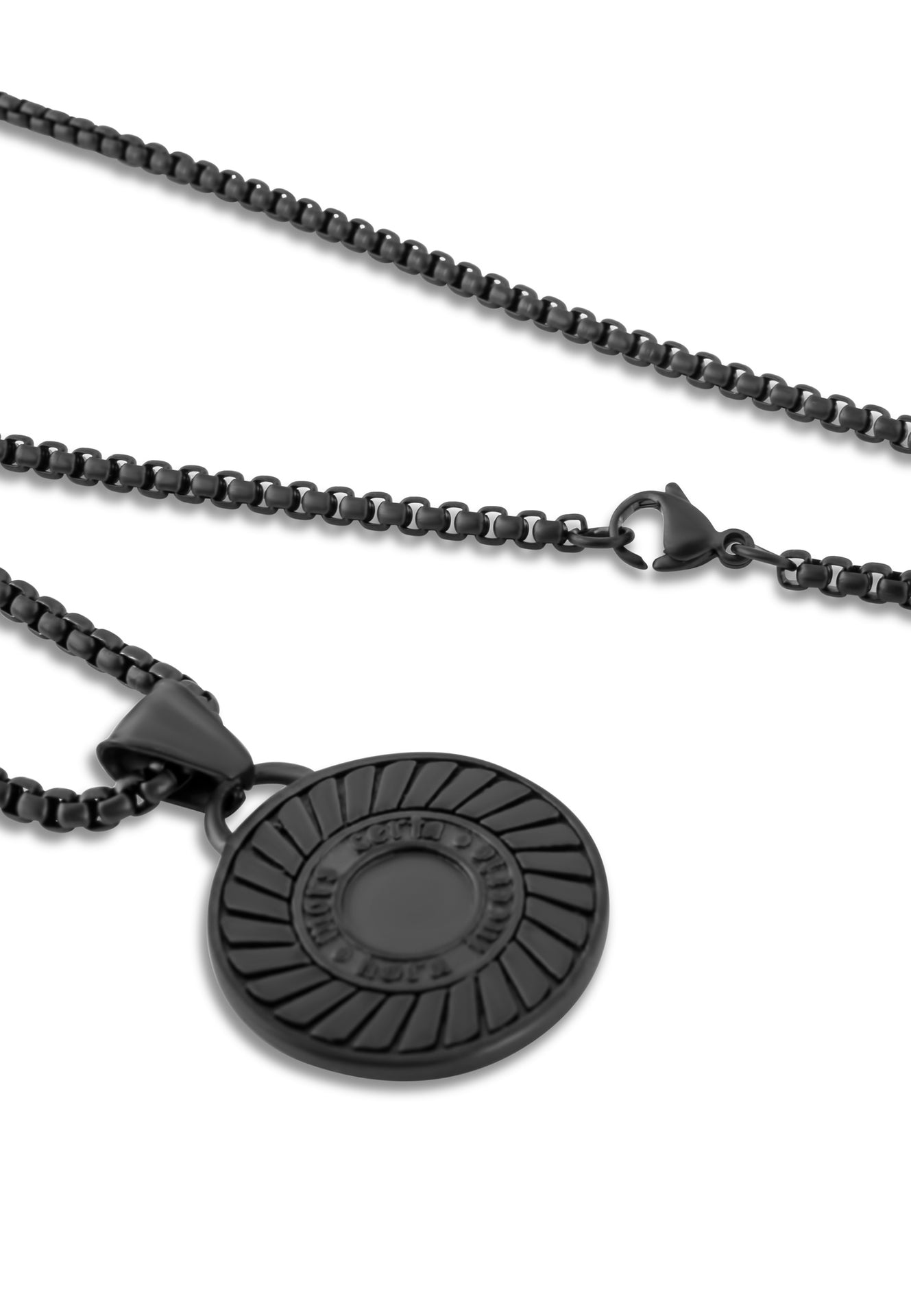 Akitsune-Mortis-Pendant-Matte-Black-Medival-Lobster