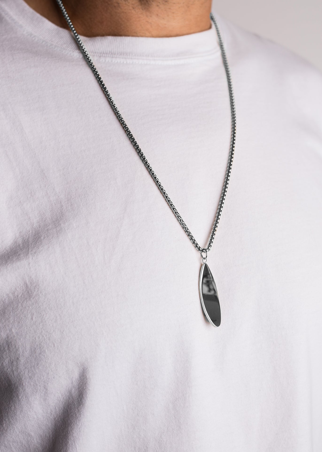 Nalu Surf Board Pendant / Necklace Silver 70 cm | Akitsune Premium