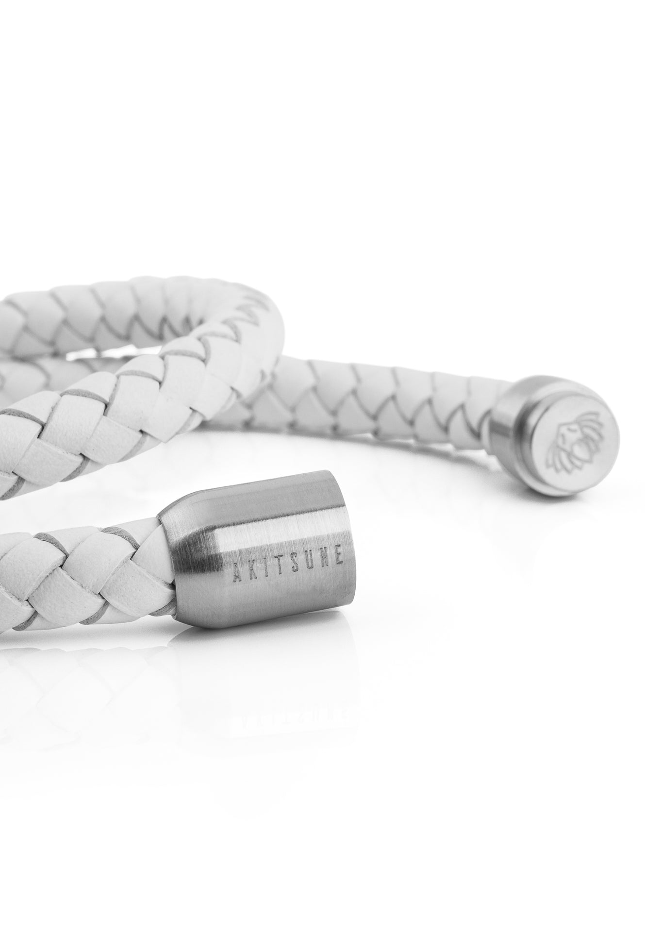 Akitsune-Navis-Leather-Bracelet-Silver-White-7