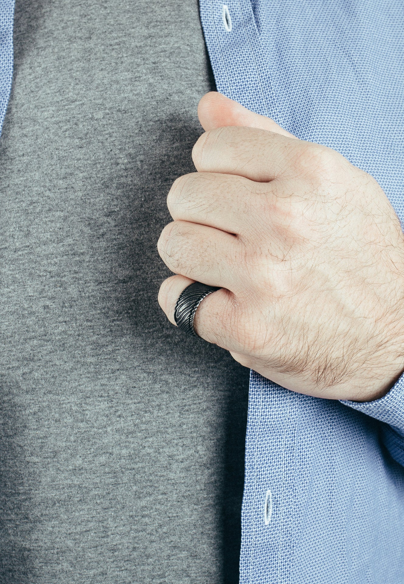 Akitsune-Orbis-Ring-Antique-Silver-Damaask-Steel-Model