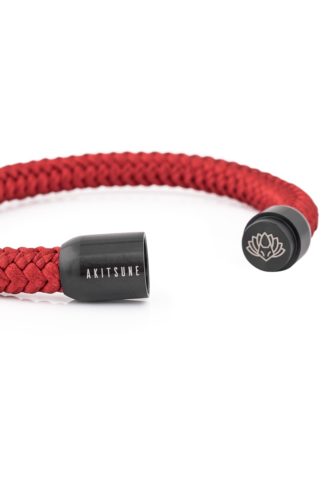 Akitsune-Portus-Nautical-Bracelet-Matte-Black-Wine-Red-Magnet