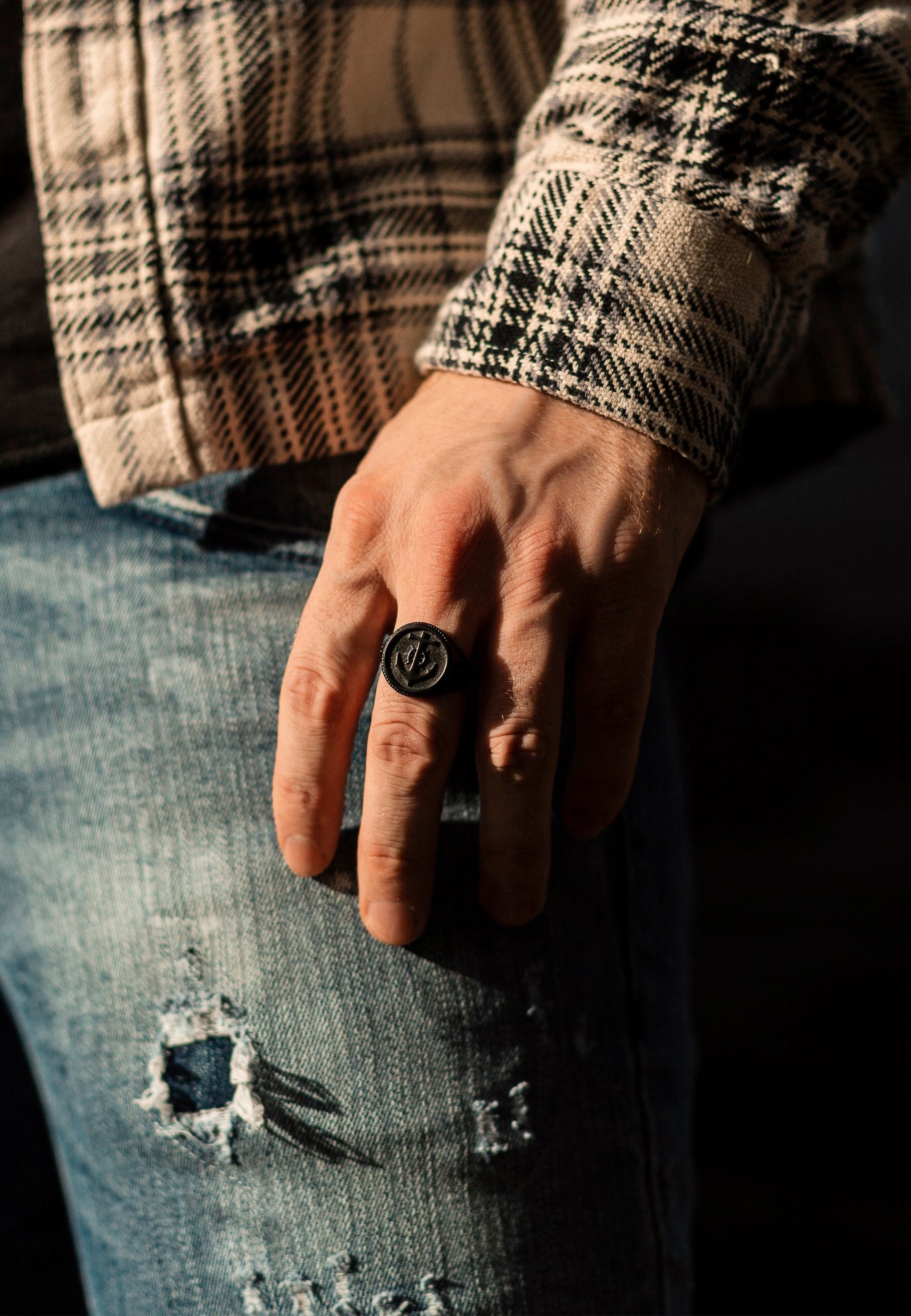 Akitsune-Portus-Ring-Nautical-Anchor-Ships-Wheel-Compass-Sail-Matte-Black-Model-Style-1800x2600