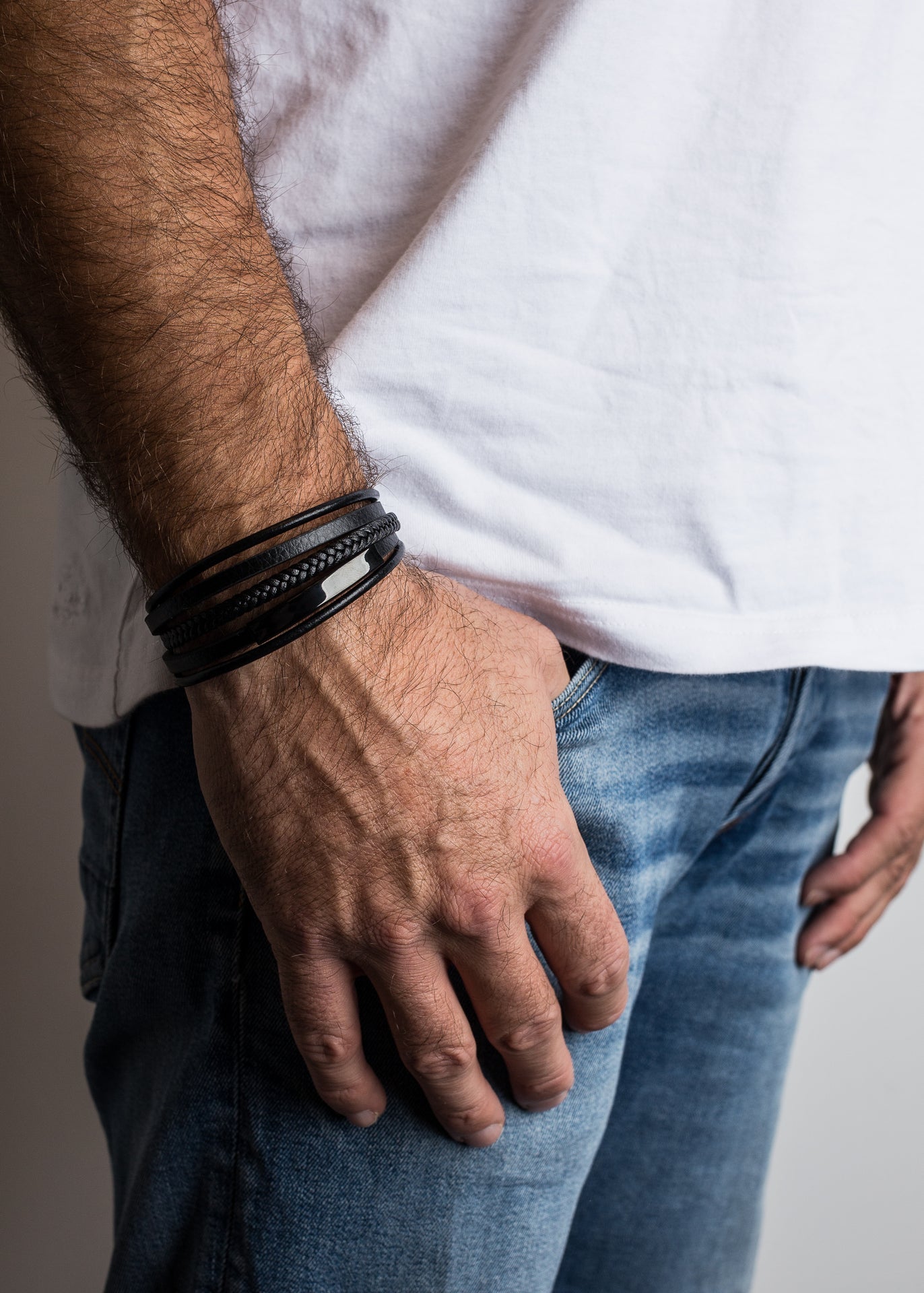 Akitsune-Punisher-Synthetic-Leather-Bracelet-Matte-Black-Black-Model-1