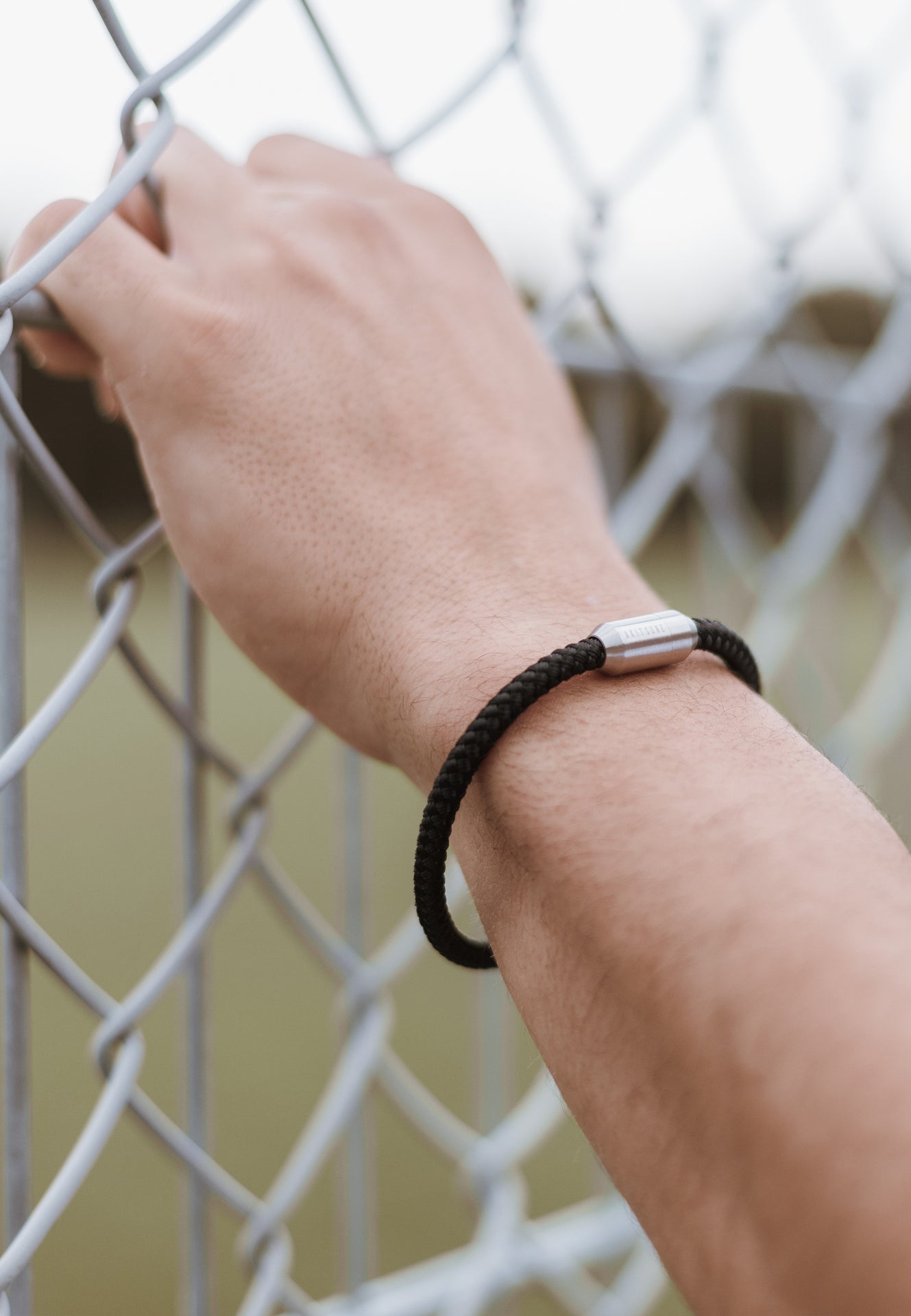 Akitsune-Silva-Nylon-Bracelet-Silver-Black-Model-New-Magnetic-2