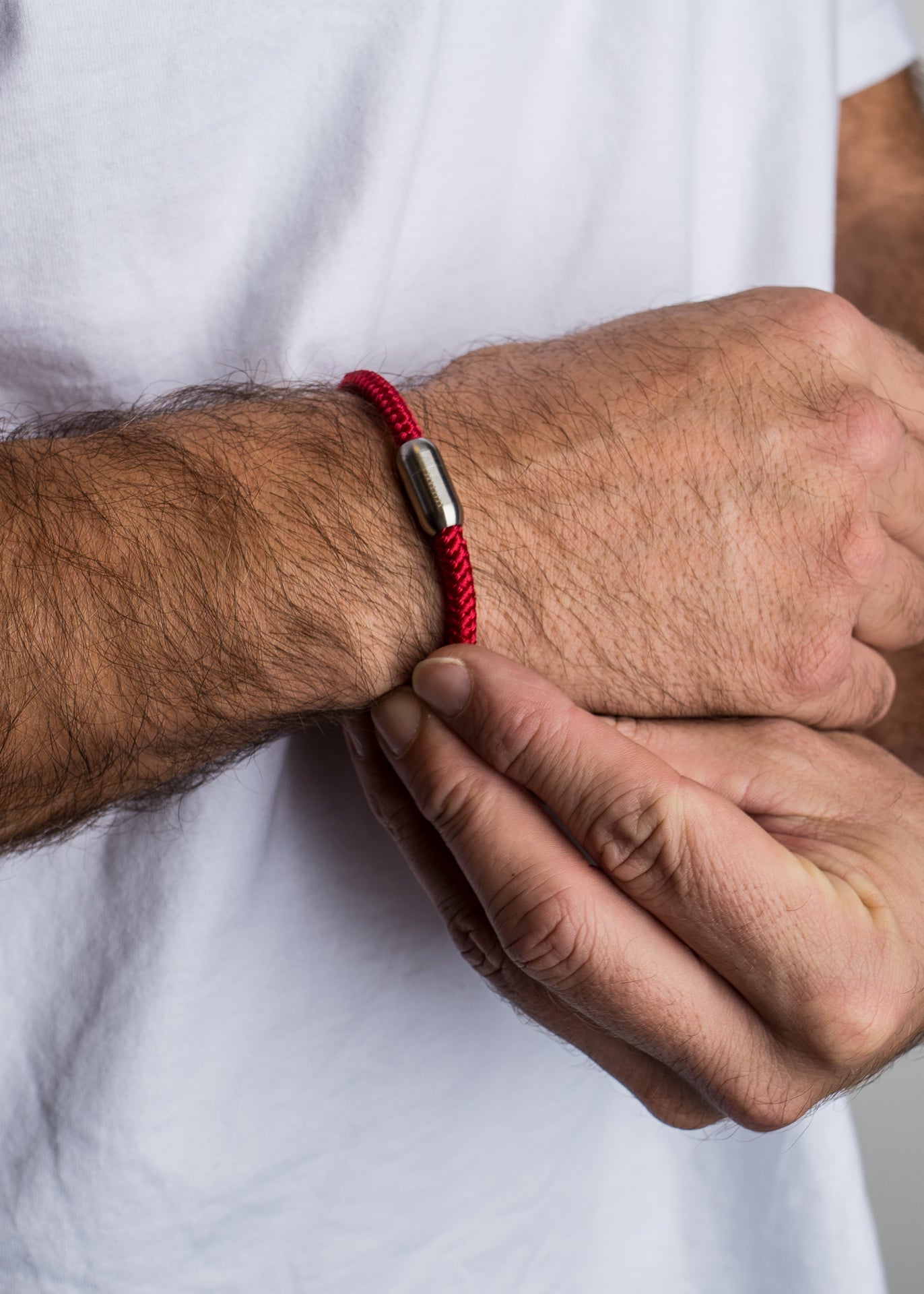 Akitsune-Silvus-Nylon-Bracelet-Matte-Silver-Maroon-1