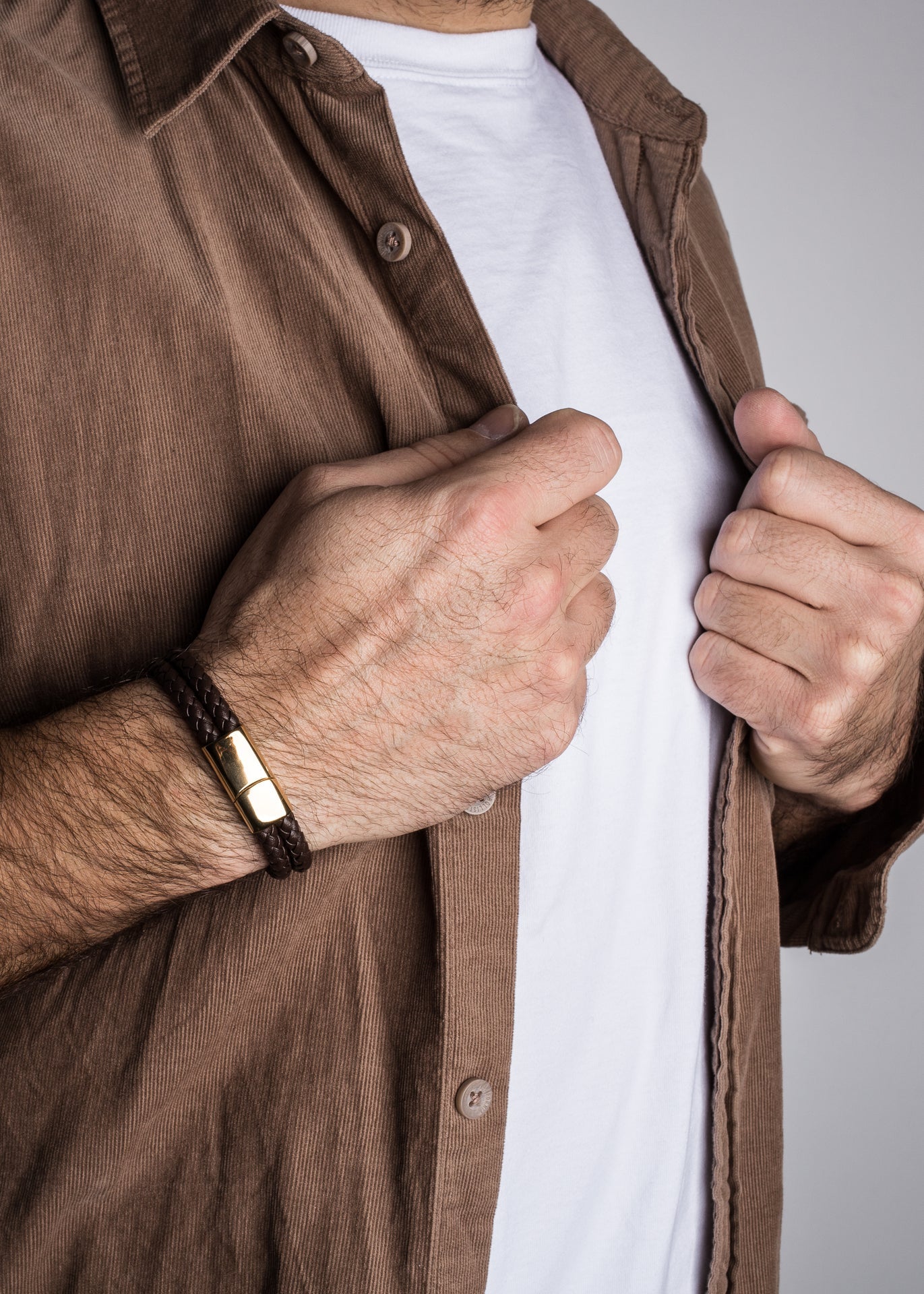 Akitsune-Simplicitas-Leather-Bracelet-Gold-Brown-1