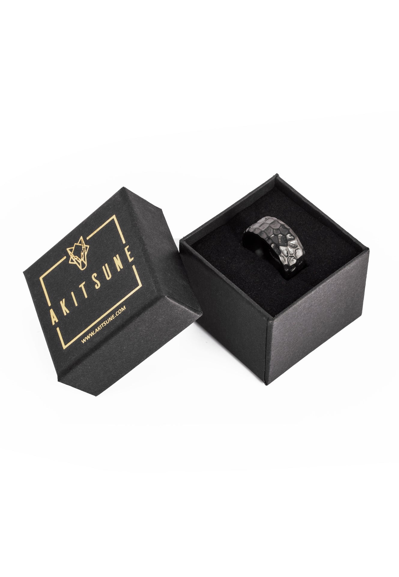 Akitsune-Terra-Ring-Matte-Black-Band-Hammered-Mens-Packaging