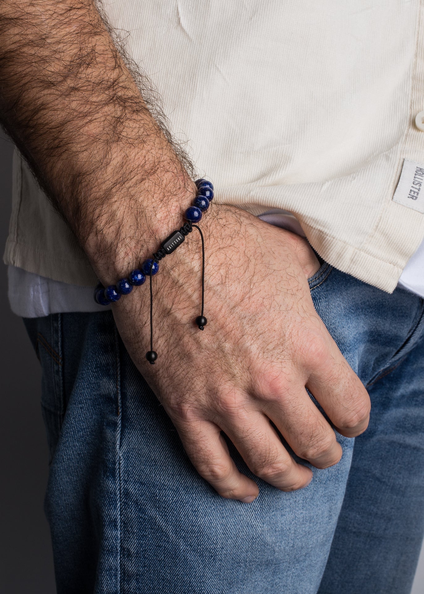 Akitsune-Venatio-Beaded-Bracelet-Black-Lapis-Blue-1