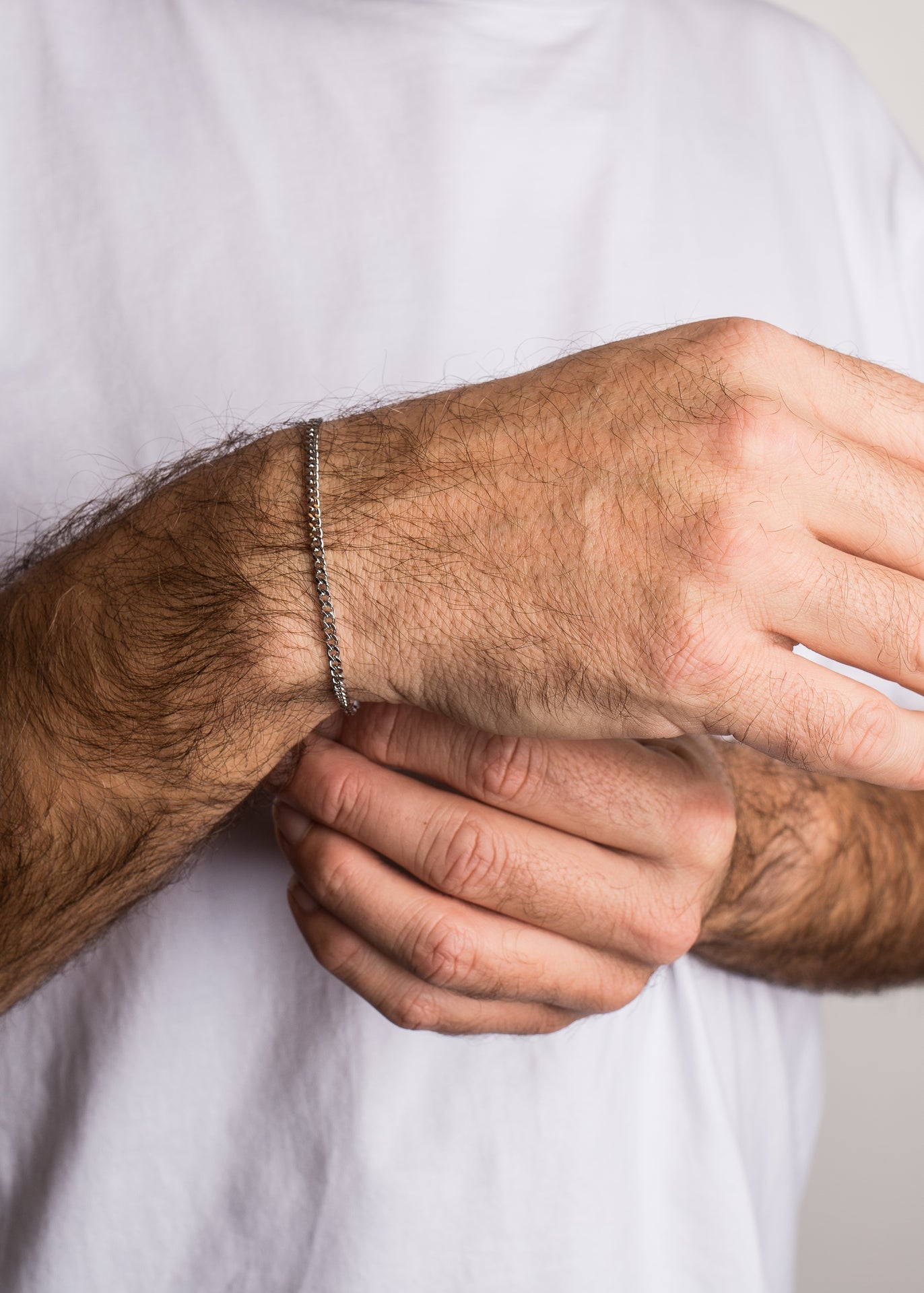 Akitsune-Via-Cuban-Chain-Bracelet-Silver-Model-2