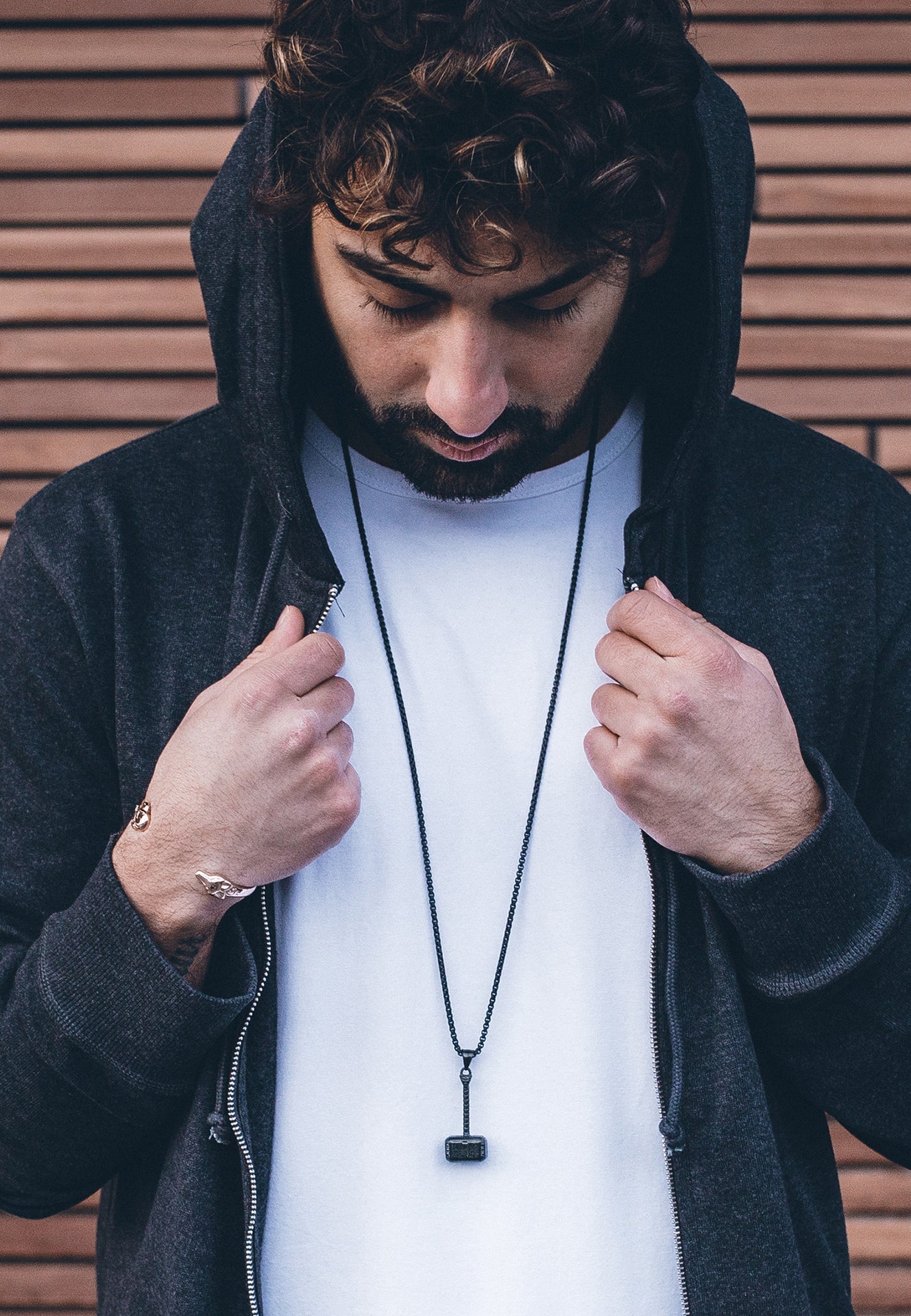 Ferus-Bangle-Rose-Gold-Model