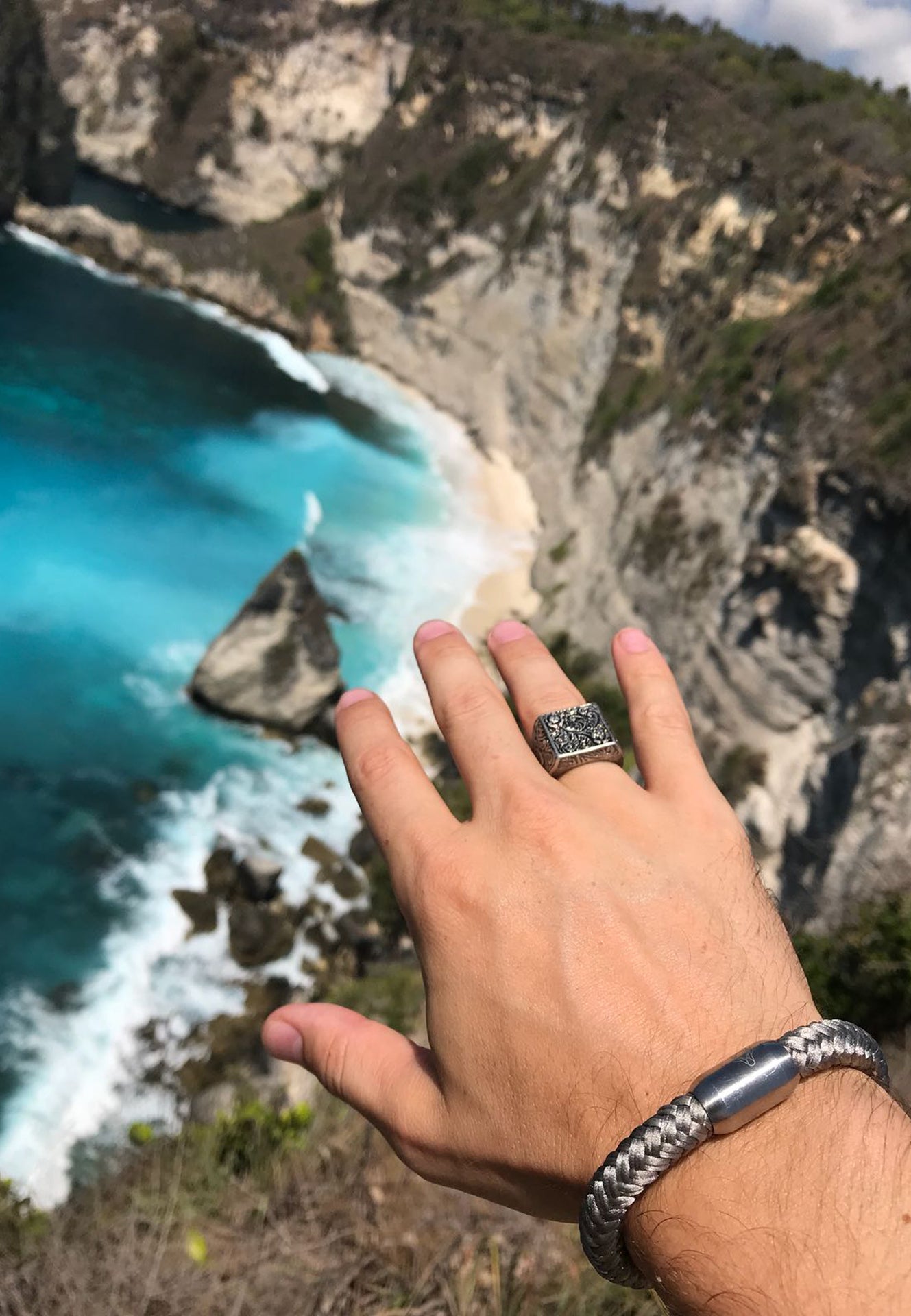 Floris-Ring-X-Portus-Bracelet1ZJIA2D8xB9PJ