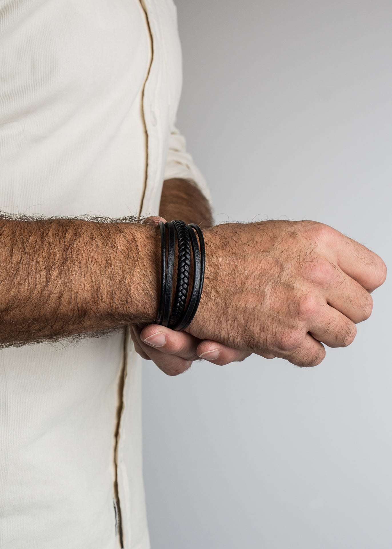Pax-Leather-Bracelet-Matte-Black-Black-Model-Side-Link