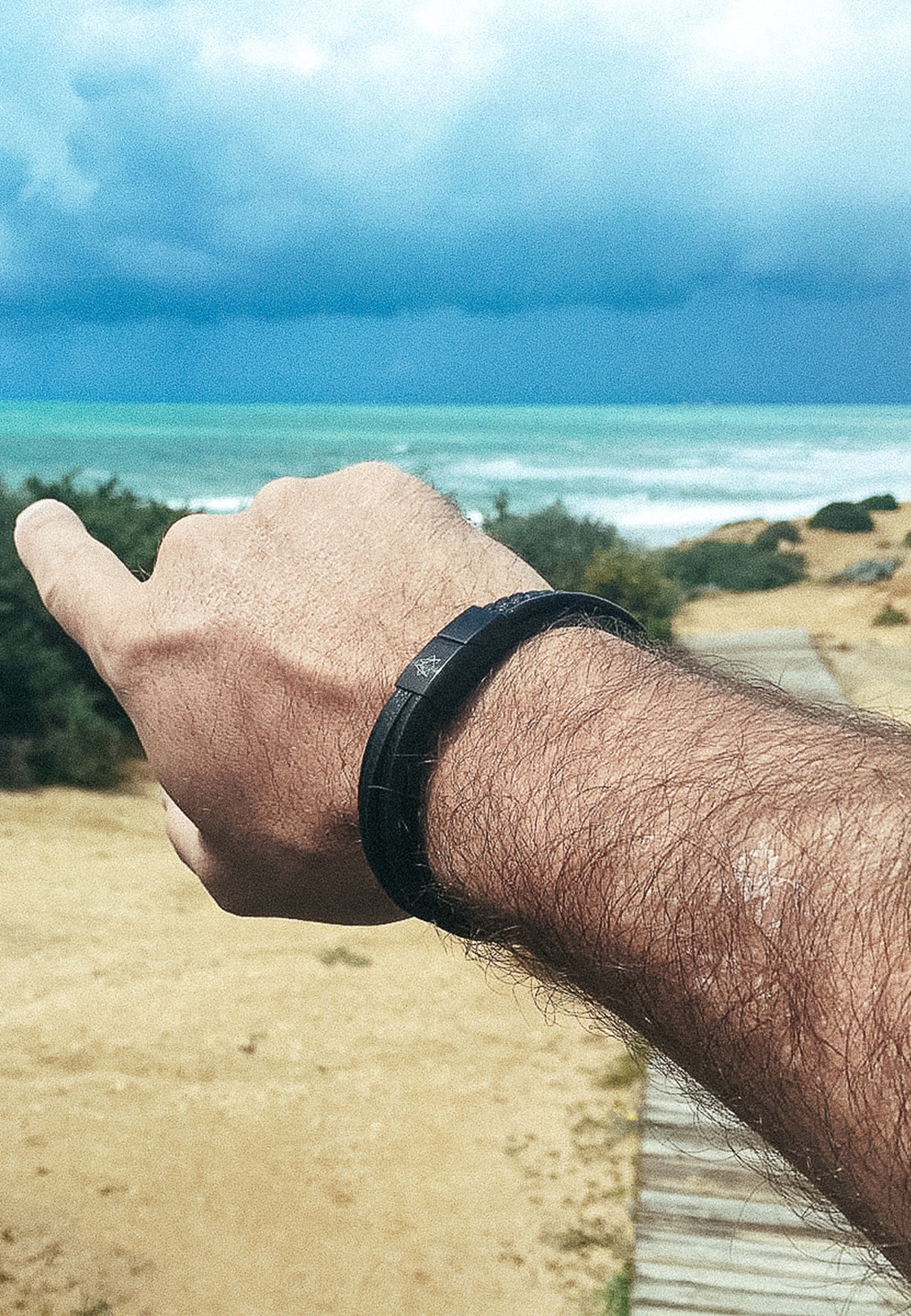 Pax-Leather-Bracelet-Matte-Black-Black-Mood
