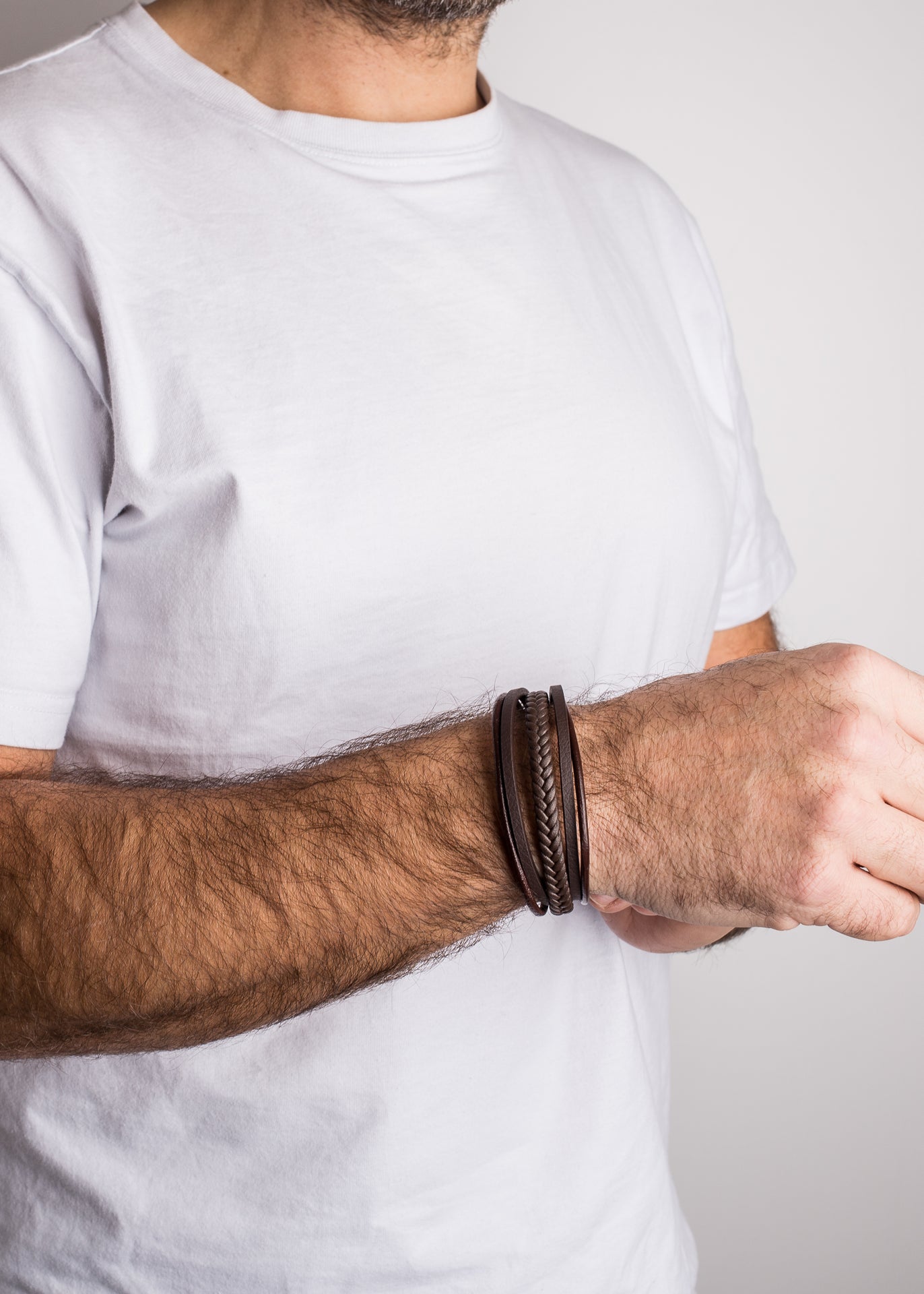 Pax-Leather-Bracelet-Matte-Black-Brown-Model-Link