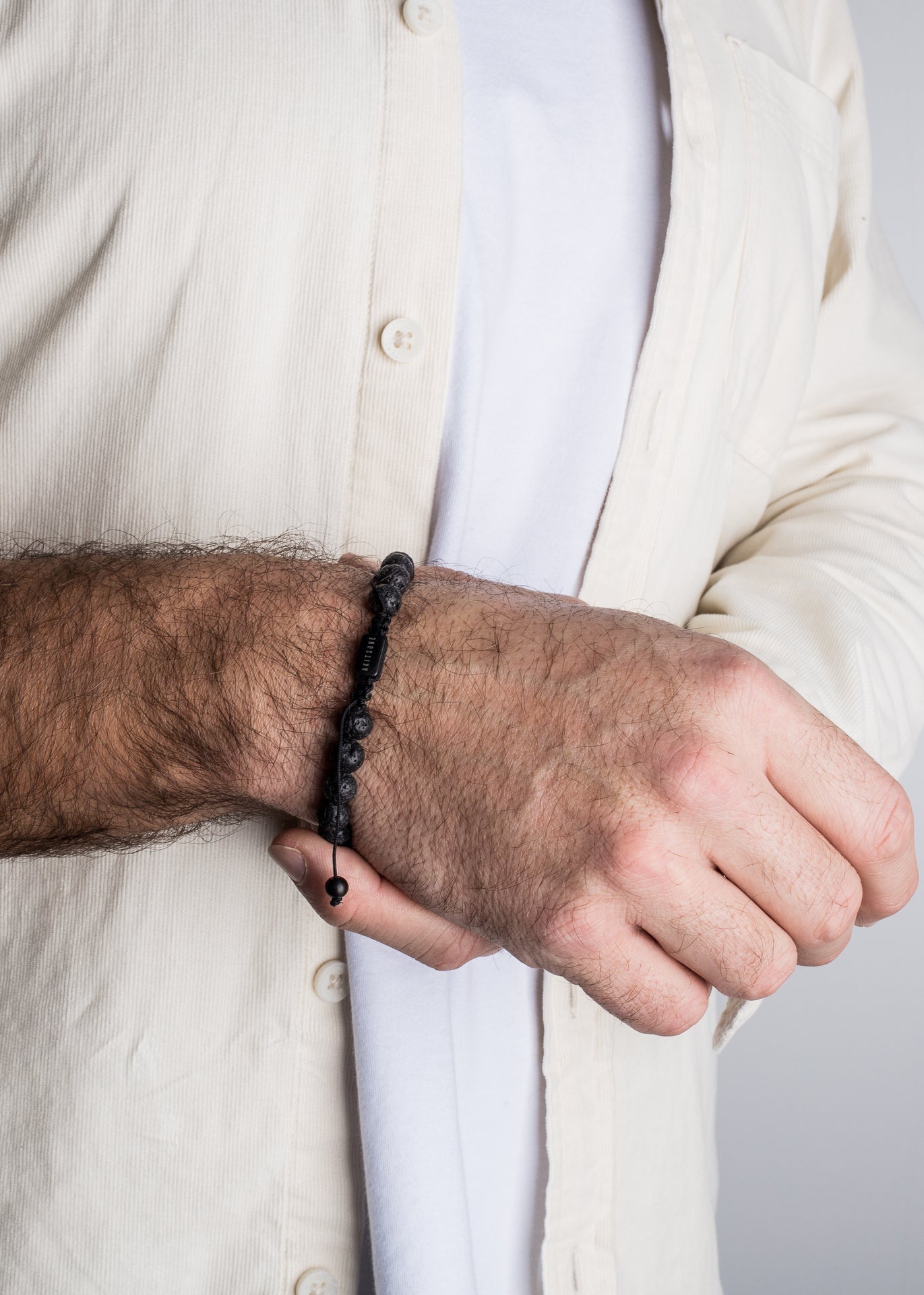 Venatio-Beaded-Bracelet-Black-Lava-Stone-Black-1